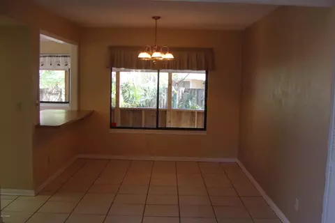 174 Suntree Ct, Ormond Beach, FL 32174 photo 10