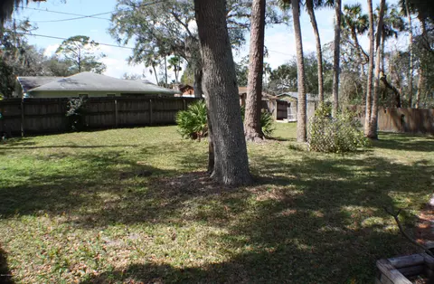 1858 Mango Tree Dr, Edgewater, FL 32141 photo 11