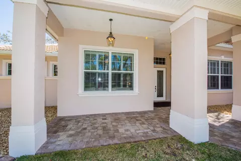 1221 Killarney Dr, Ormond Beach, FL 32174 photo 4