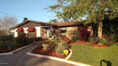 41 Silk Oaks Dr, Ormond Beach, FL 32176 photo 1