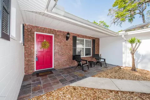8 Oakmont Cir, Ormond Beach, FL 32174 photo 4