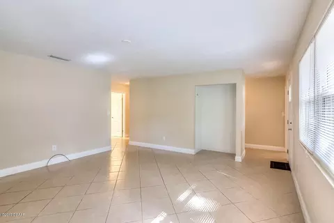 280 S Center St, Ormond Beach, FL 32174 photo 7