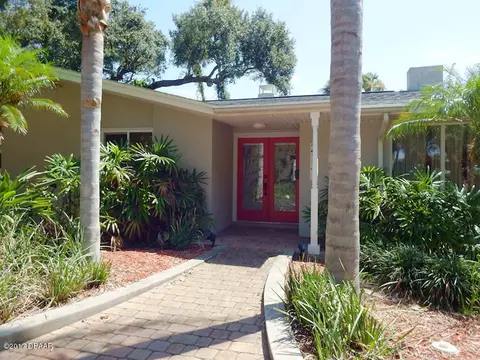 2131 John Anderson Dr, Ormond Beach, FL 32176 photo 1