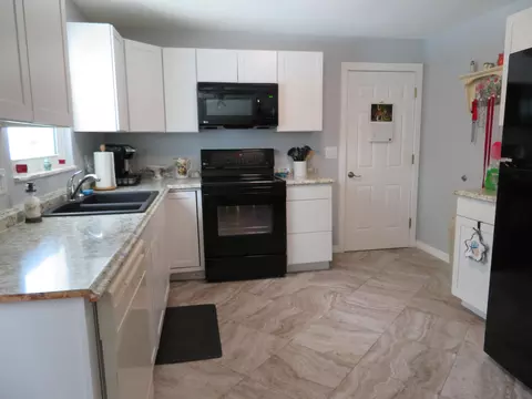 24 Magnolia Ave, Ormond Beach, FL 32174 photo 2