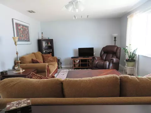 24 Magnolia Ave, Ormond Beach, FL 32174 photo 5