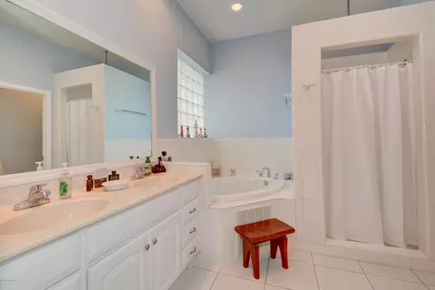 1975 Myrtle Jo Dr, Ormond Beach, FL 32174 photo 14