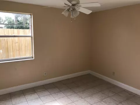 39 Ocean Shore Dr, Ormond Beach, FL 32176 photo 4