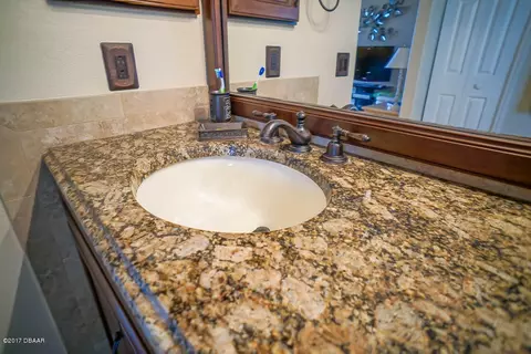 25 Gale Ln, Ormond Beach, FL 32174 photo 6