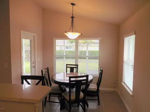 576 Aldenham Ln, Ormond Beach, FL 32174 photo 9