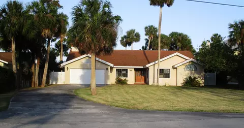 920 Lambert Ave, Flagler Beach, FL 32136 photo 1