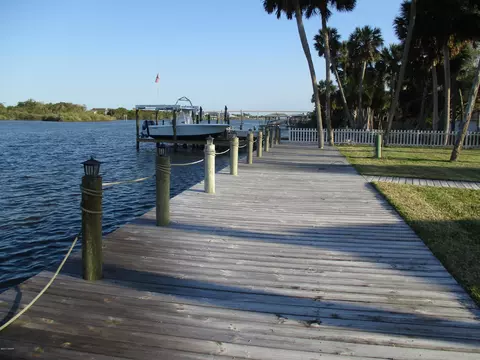 920 Lambert Ave, Flagler Beach, FL 32136 photo 2