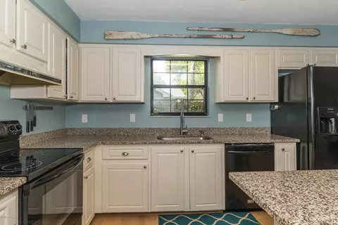 1316 Overbrook Dr, Ormond Beach, FL 32174 photo 9