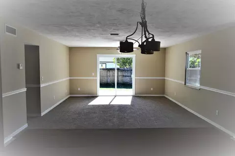 2510 Yule Tree Dr, Edgewater, FL 32141 photo 6