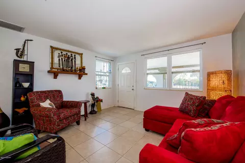 36 Hibiscus Dr, Ormond Beach, FL 32176 photo 5