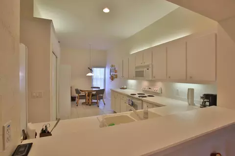 1105 Glengad Run, Ormond Beach, FL 32174 photo 8