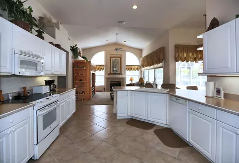 81 Bridgewater Ln, Ormond Beach, FL 32174 photo 19