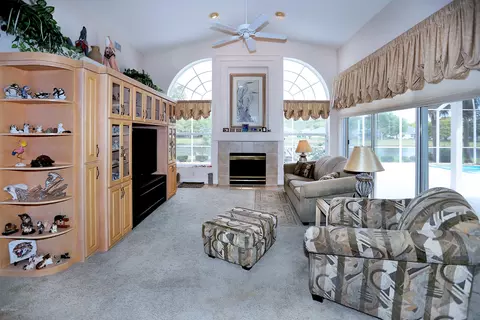 81 Bridgewater Ln, Ormond Beach, FL 32174 photo 12