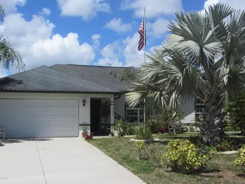 2620 Juniper Dr, Edgewater, FL 32141 photo 1