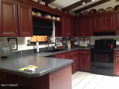 40 Sycamore Cir, Ormond Beach, FL 32174 photo 6
