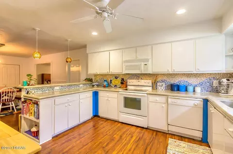 230 S Center St, Ormond Beach, FL 32174 photo 9