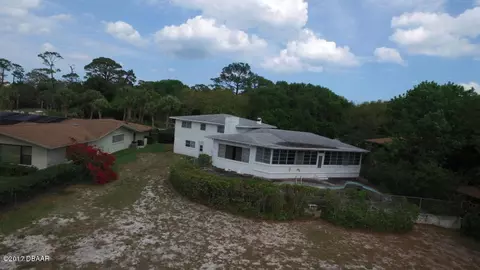 350 Riverside Dr, Ormond Beach, FL 32176 photo 4