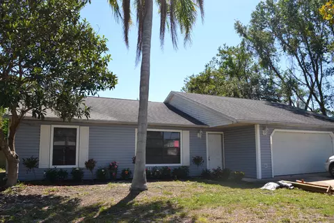 3303 Umbrella Tree Dr, Edgewater, FL 32141 photo 2