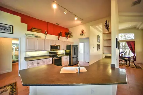 95 Bay Lake Dr, Ormond Beach, FL 32174 photo 9