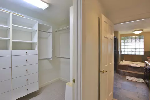 27 Bay Pointe Dr, Ormond Beach, FL 32174 photo 9