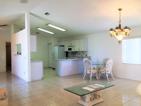 112 Peninsula Winds Dr, Ormond Beach, FL 32176 photo 5
