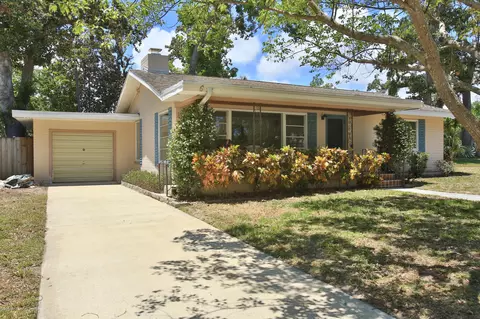 390 Grove St, Ormond Beach, FL 32174 photo 2