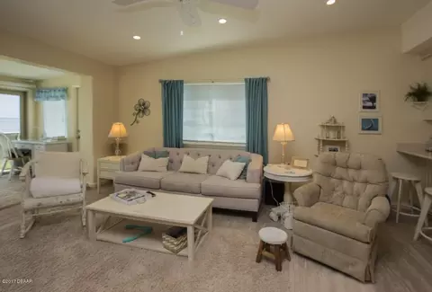 7 Ocean Dr, Ormond Beach, FL 32176 photo 4