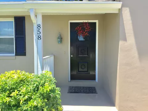 858 N Halifax Dr, Ormond Beach, FL 32176 photo 4