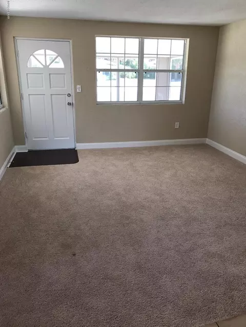 20 Palm Dr, Ormond Beach, FL 32176 photo 9