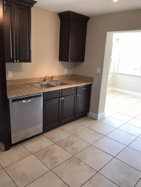 20 Palm Dr, Ormond Beach, FL 32176 photo 5