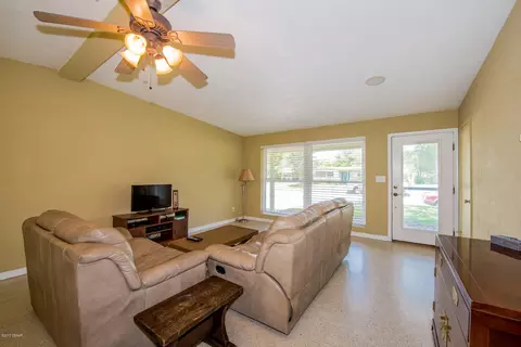 86 S Capri Dr, Ormond Beach, FL 32174 photo 8