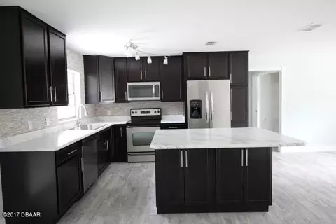 525 Hand Ave, Ormond Beach, FL 32174 photo 3