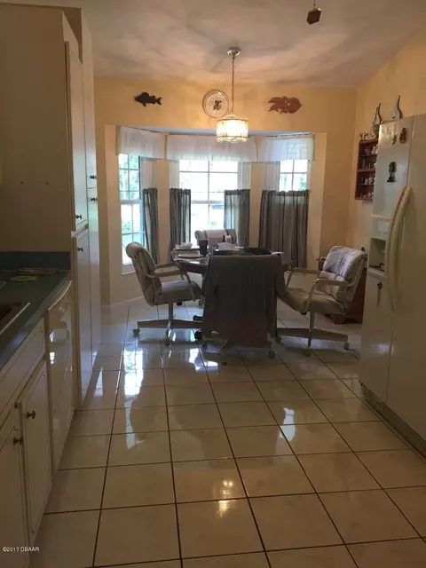 1621 Orange Tree Dr, Edgewater, FL 32132 photo 6