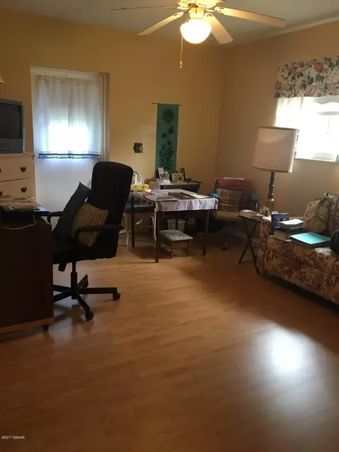1621 Orange Tree Dr, Edgewater, FL 32132 photo 8