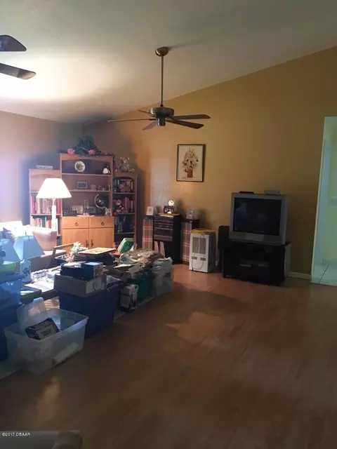 1621 Orange Tree Dr, Edgewater, FL 32132 photo 4
