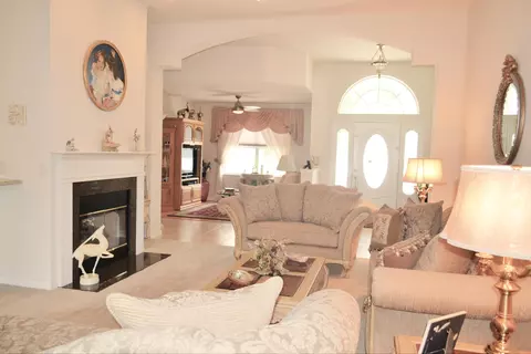 18 Flowertree Dr, Ormond Beach, FL 32174 photo 5