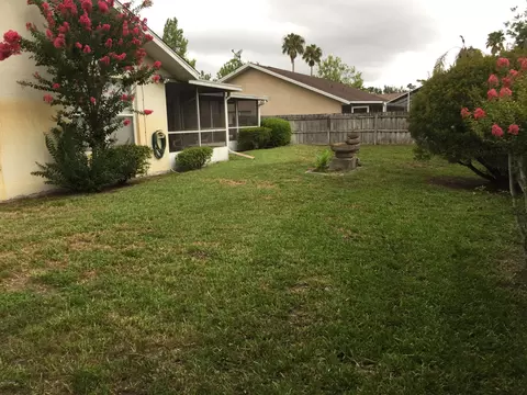 8 Cypress Point Ct, Ormond Beach, FL 32174 photo 5