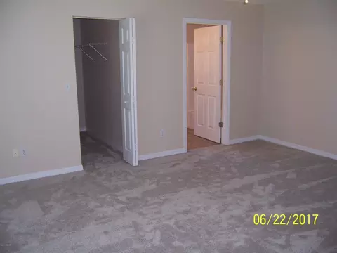 2824 Pine Tree Dr, Edgewater, FL 32141 photo 17
