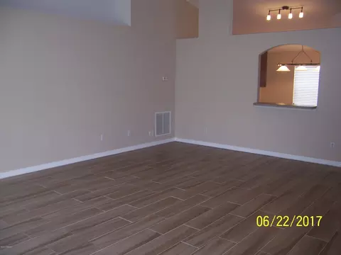 2824 Pine Tree Dr, Edgewater, FL 32141 photo 5