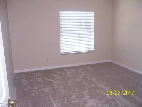 2824 Pine Tree Dr, Edgewater, FL 32141 photo 9