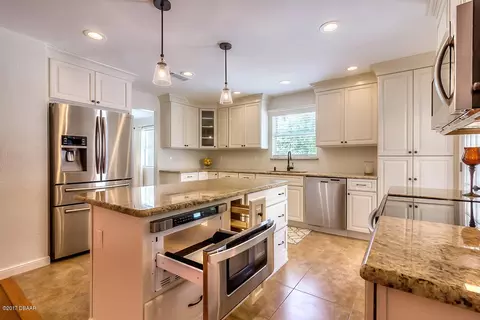 93 Neptune Ave, Ormond Beach, FL 32176 photo 7