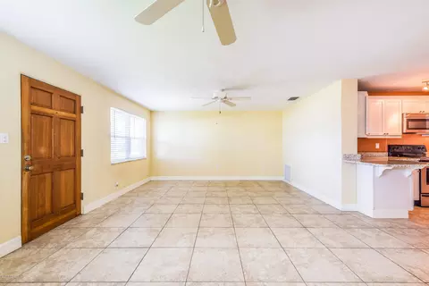 8 Tropical Dr, Ormond Beach, FL 32176 photo 11