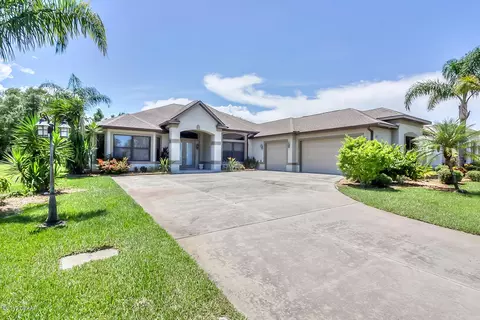 64 Lakebluff Dr, Ormond Beach, FL 32174 photo 2