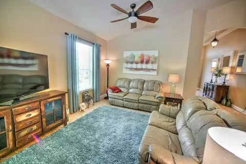 577 Aldenham Ln, Ormond Beach, FL 32174 photo 9