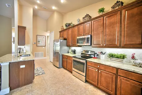 577 Aldenham Ln, Ormond Beach, FL 32174 photo 15