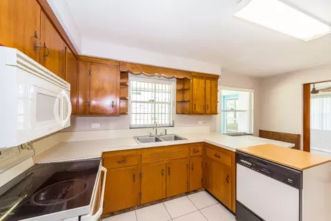 689 S Ridgewood Ave, Ormond Beach, FL 32174 photo 18